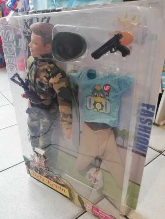 Ken żołnierz mąż barbie lalka Barbie