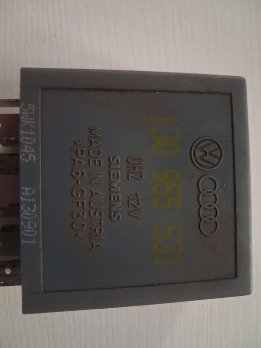 Przekaźnik wycieraczek czujnikiem deszczu