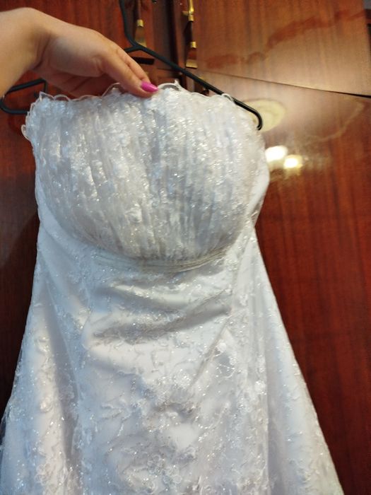 Продаю своє весільне плаття