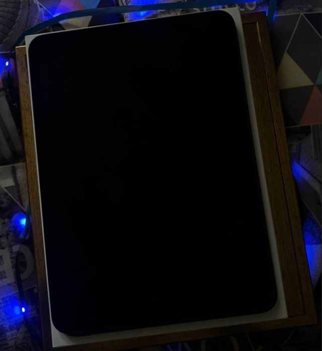 iPad Pro 11" М4 (2024), 256 ГБ.  Отличное состояние + Чехол!