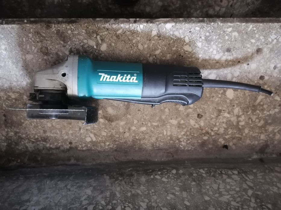 Szlifierka kątowa Makita