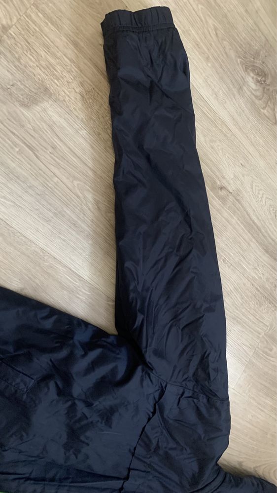 Курточка Adidas розмір М