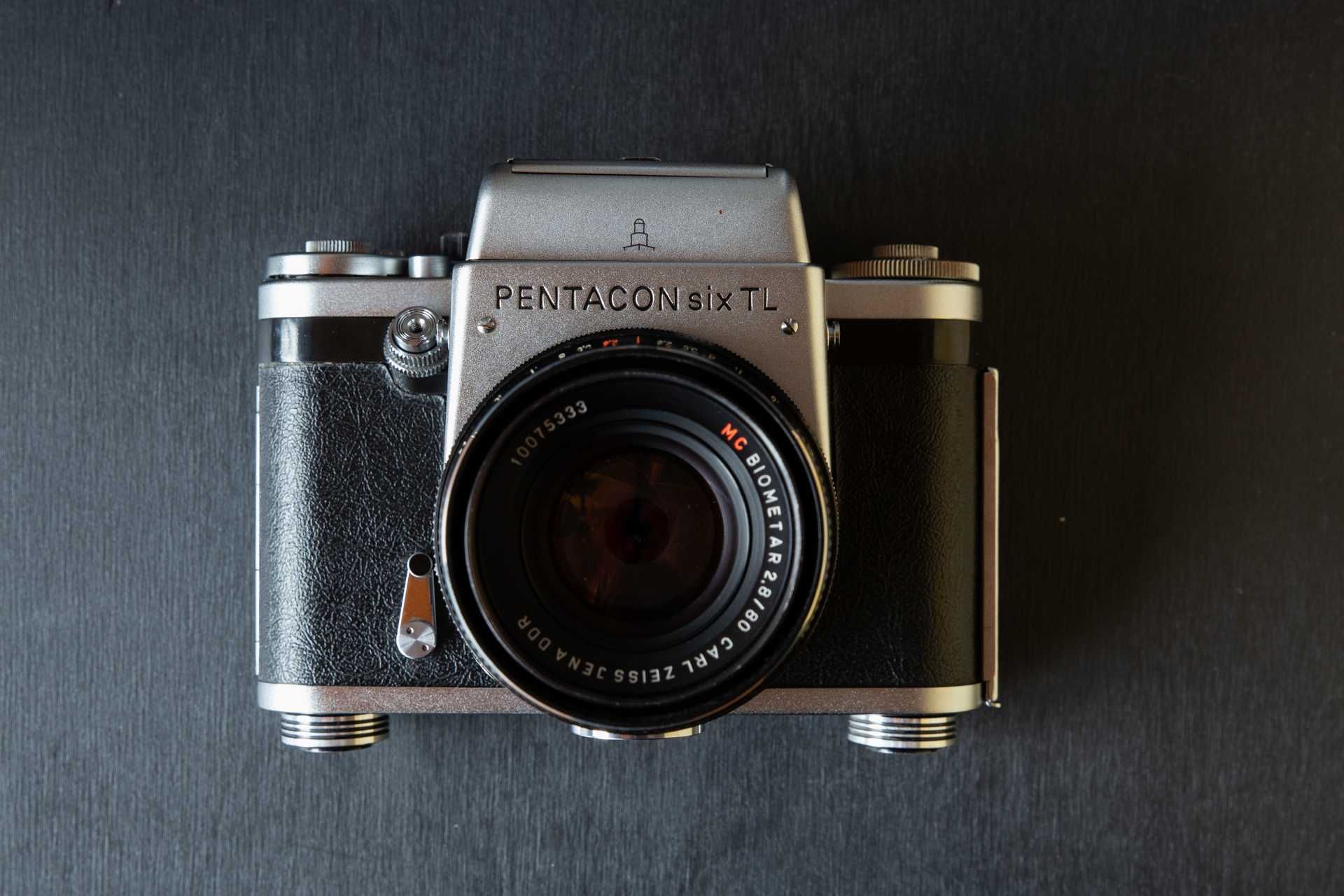 Pentacon Six TL + MC Biometar 80mm f2.8 + Pryzmat TTL + Futerał