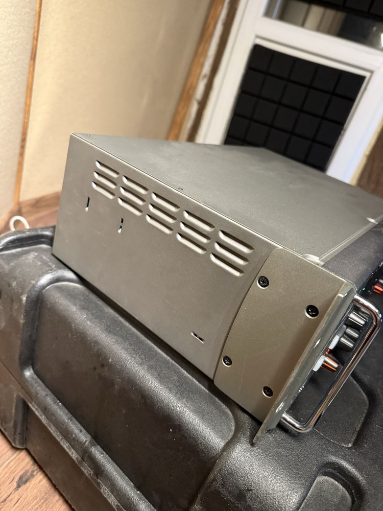 Behringer x32 rack