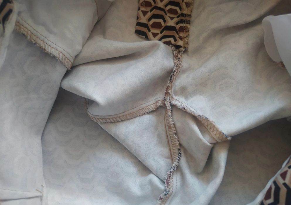 Spodnie damskie 40/L kolorowe Stradivarius brązowe beżowe