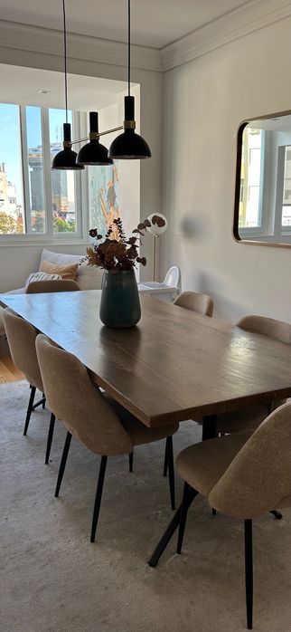 Mesa de jantar 2.20 (6-10 pessoas)