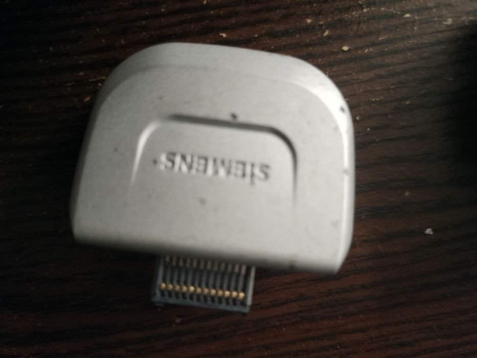 Nokia 2 telemóveis antigos e câmara e Flash telemóveis antigos Siemens