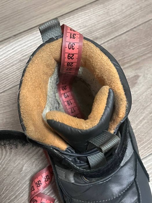 Зимові ботинки для хлопчика.