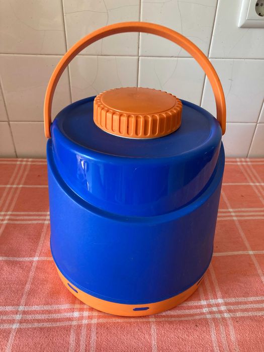 Dispensador de Água ou Sumos para Campismo da Giostyle Itália