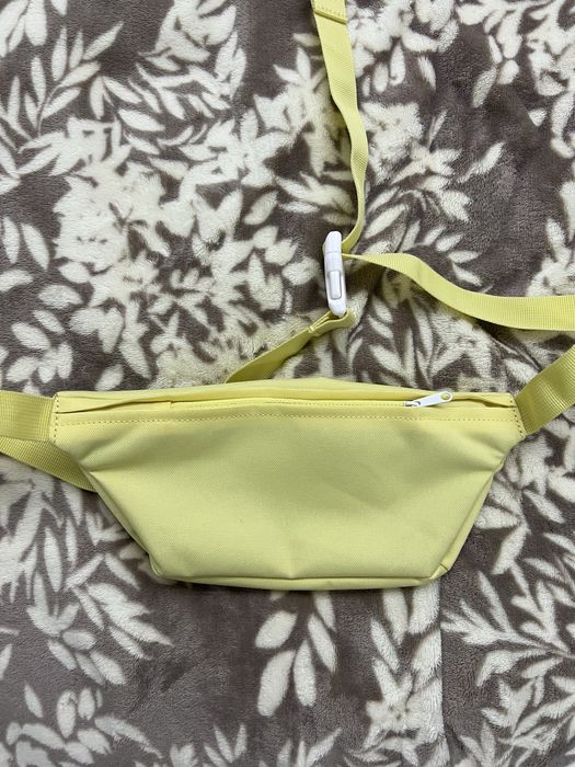 Сумка на пояс Levi’s