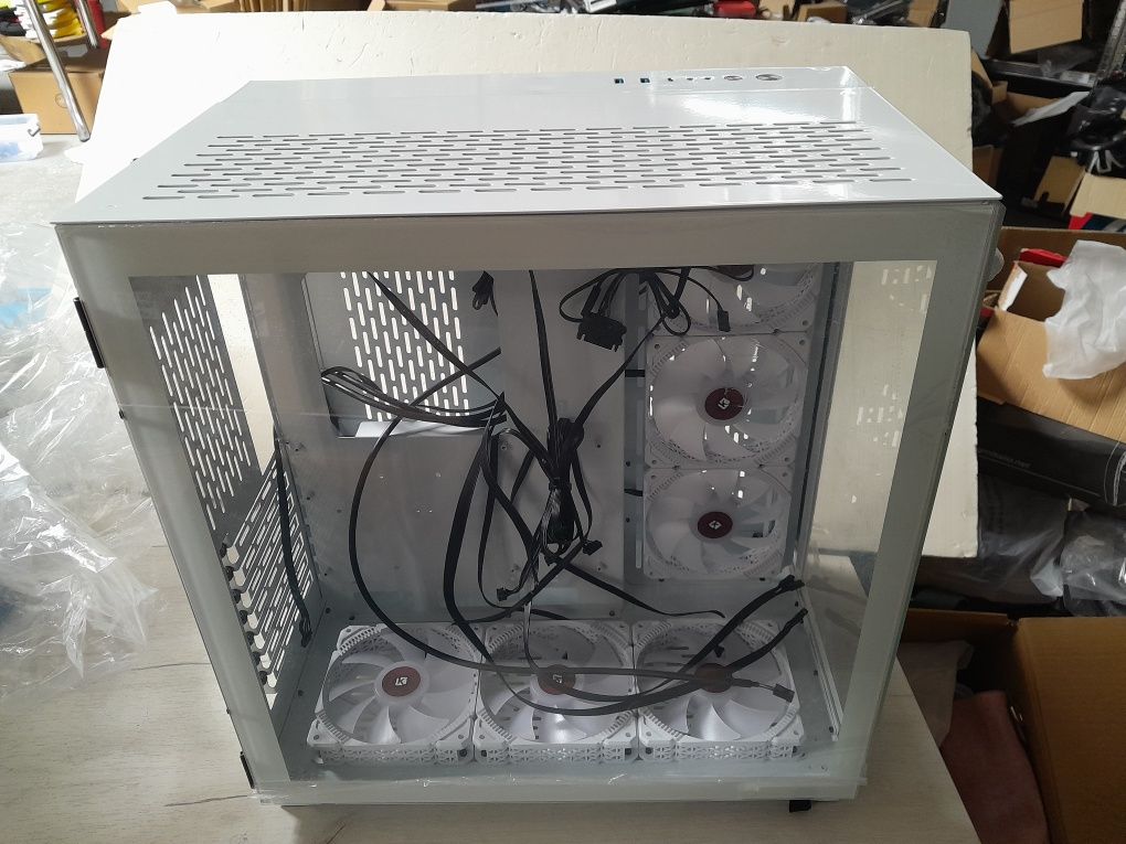 KEDIERS c590 Obudowa PC – ATX-Tower-komputer do gier z hart. szkła