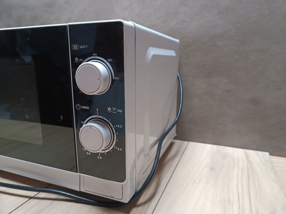 Мікрохвильова піч Sharp 800 вт
