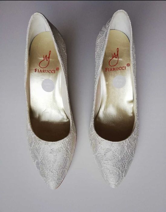 Fiarucci buty ślubne niskie szpilki