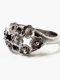 Кольцо ссср 7 цветочков, серебро 925 пр, винтажный женский перстень