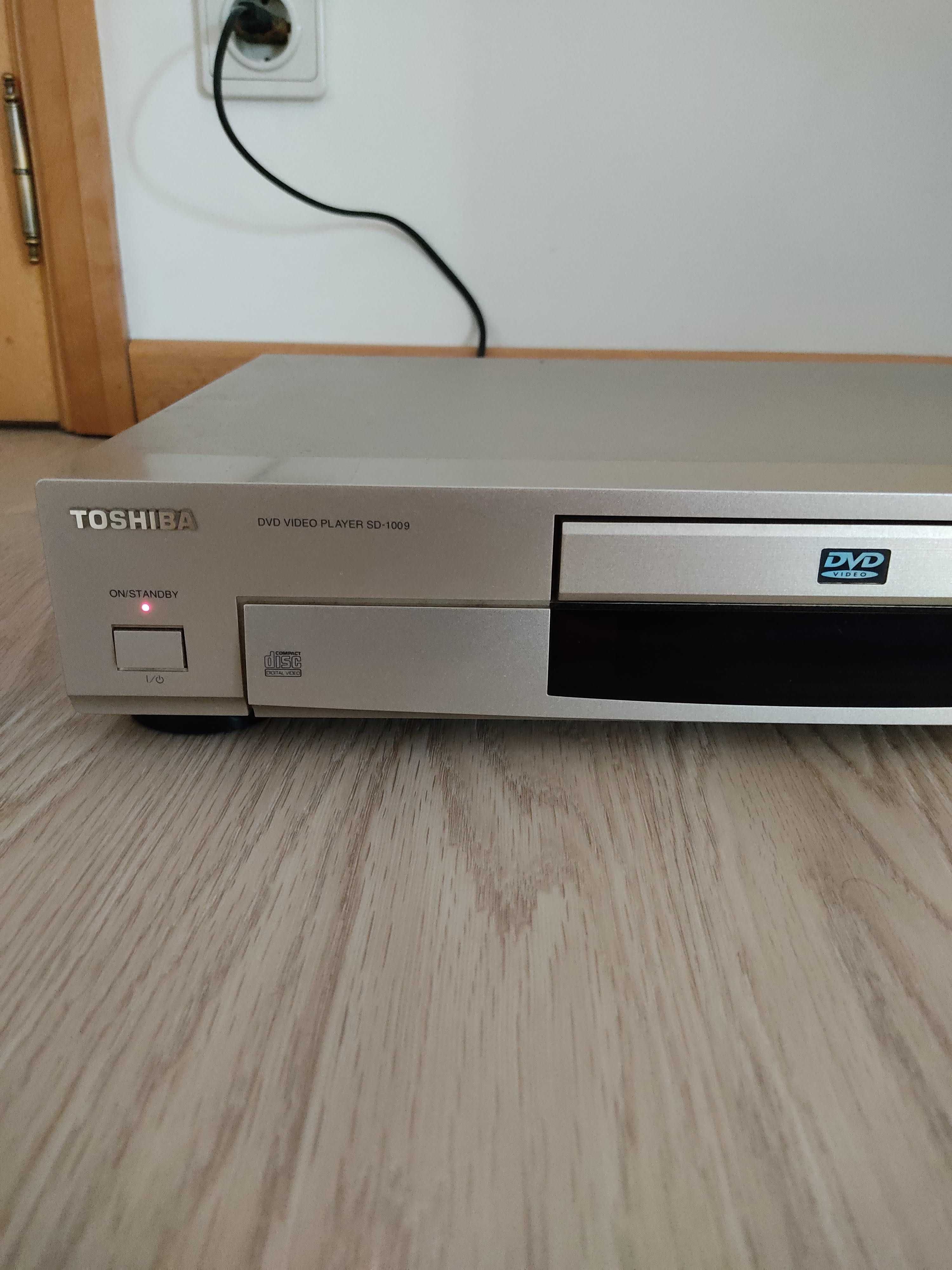 Leitor de DVDs Toshiba (para arranjo ou peças)