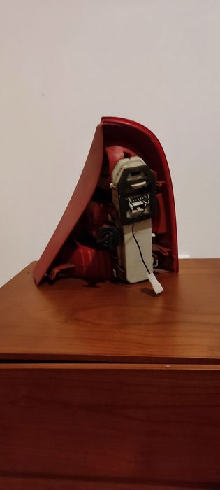 Renault Clio - óticas traseiras