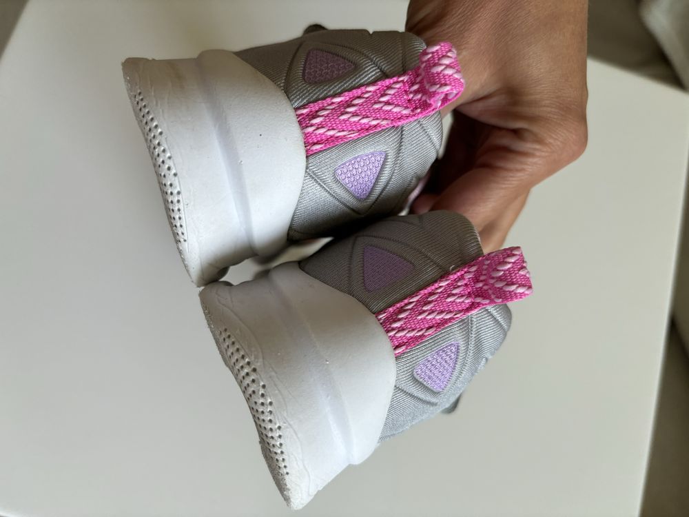 Buciki Skechers 28 wkładka 18,5 cm