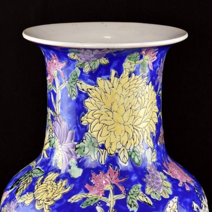 Jarrão Porcelana da China, decoração Mille Fleurs, circa 1973