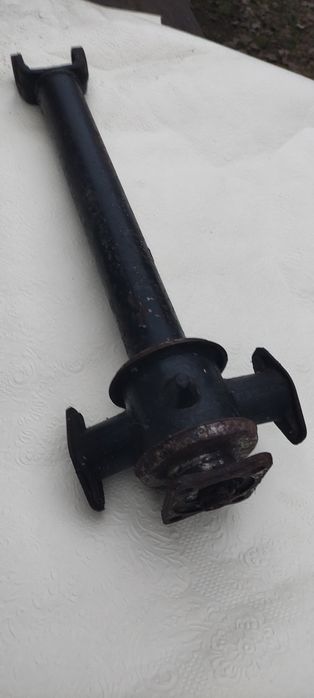 Карданний вал на ГАЗ 21.