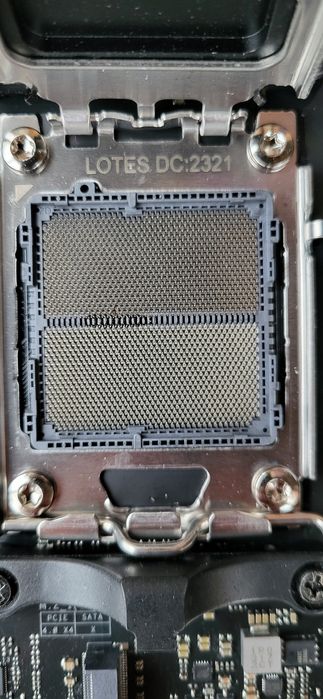 Материнська плата Asus TUF GAMING A620M-PLUS WIFI (sAM5, AMD A620)