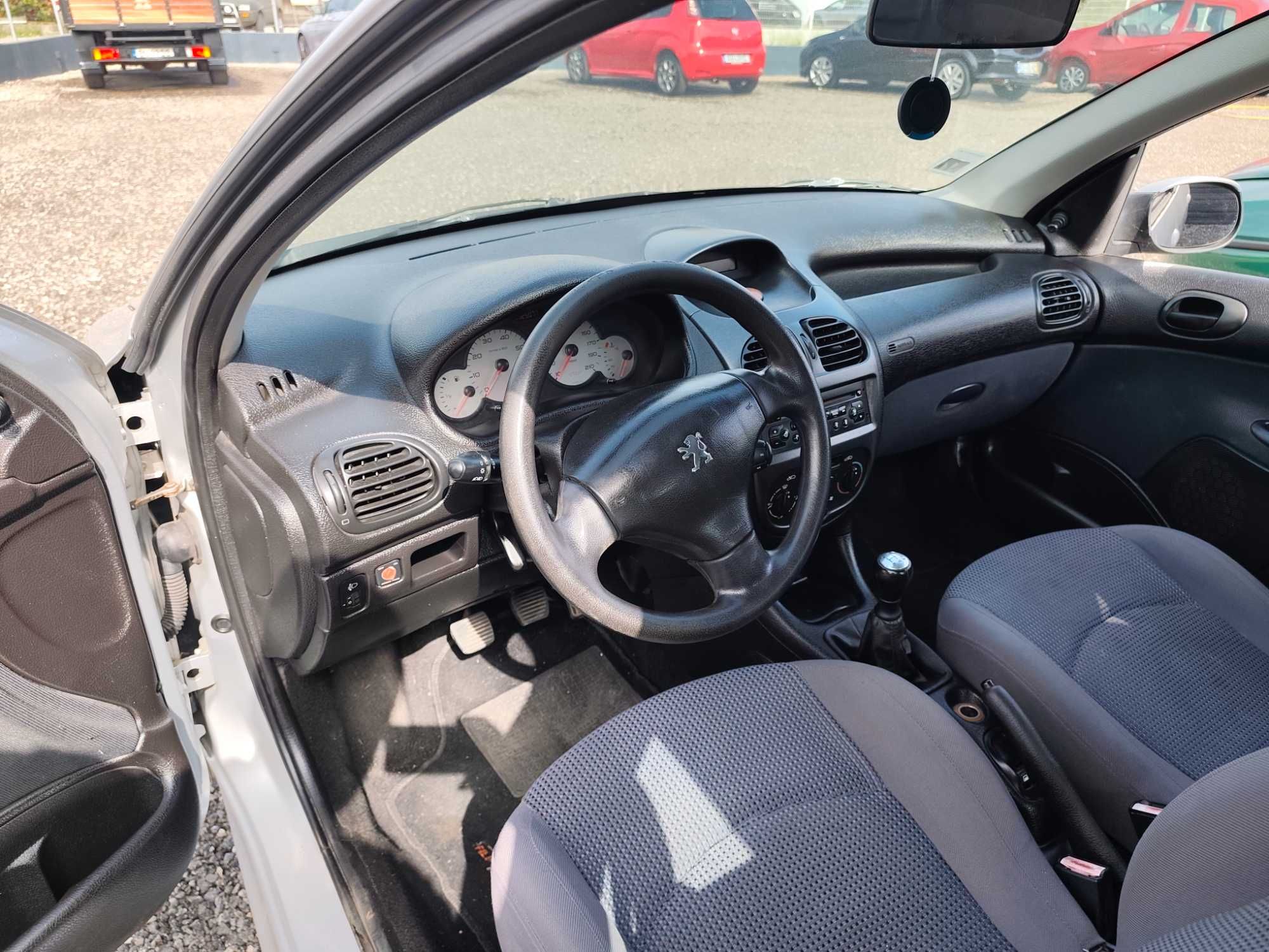Peugeot 206 1.1i 2003