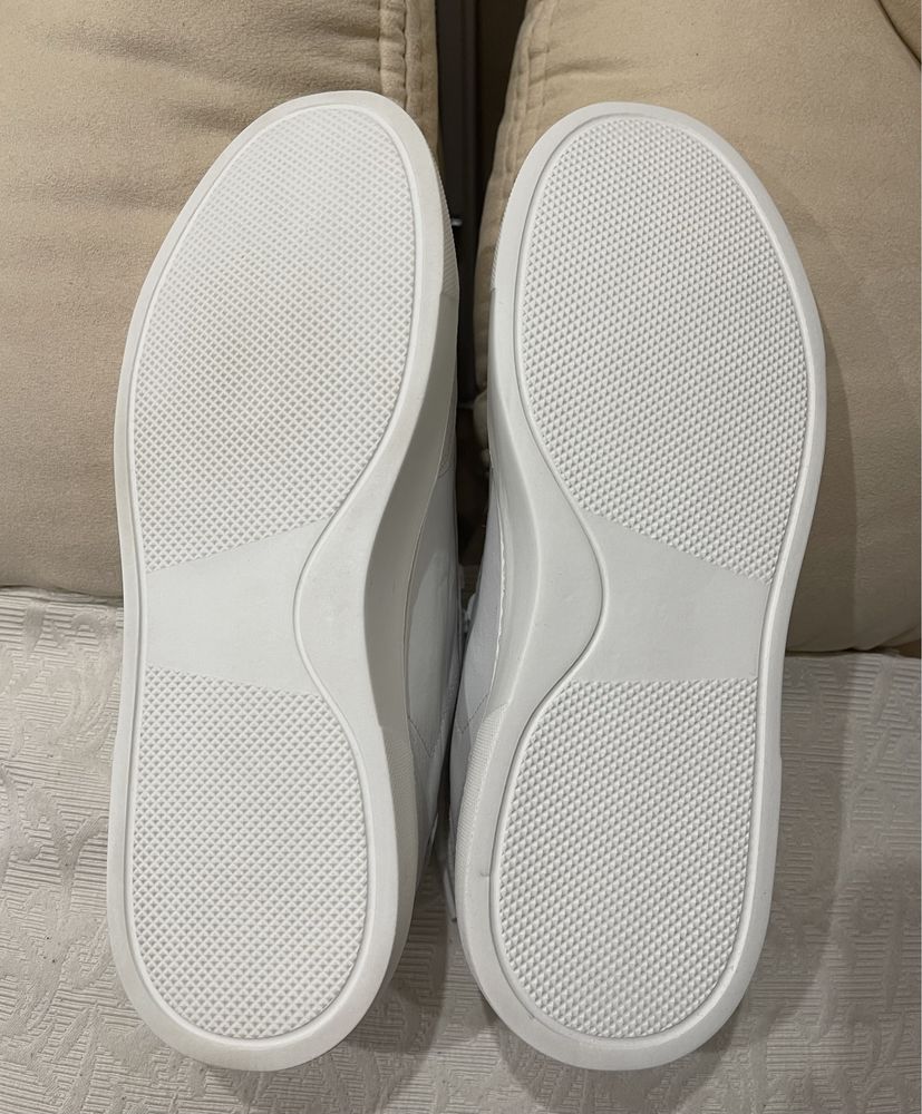 Туфлі на шнурівці жін білий 40 р