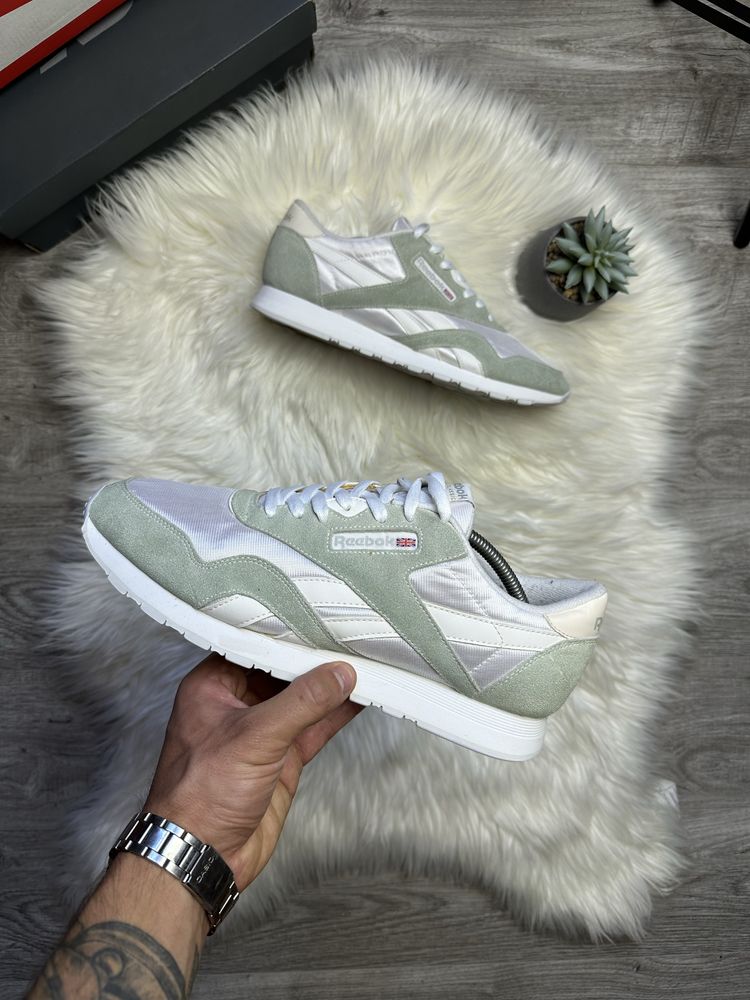Кроссовки Reebok classic original 45р