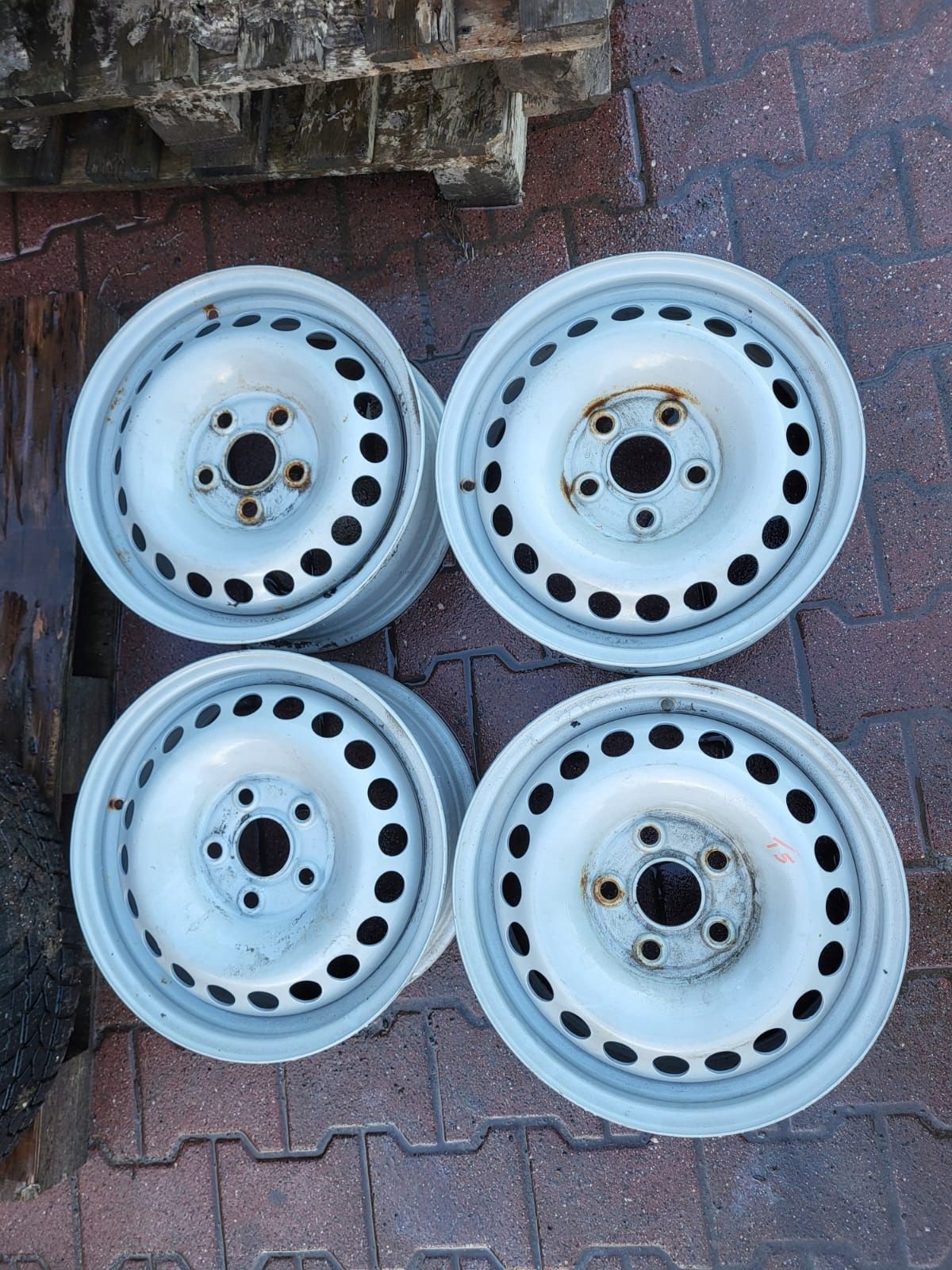 vw t5 transporter 5 felgi stalowe 16 cali 5x120 r16