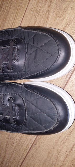 Зимові черевики, чоботи