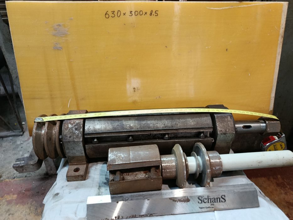 Вал стругальний б/у