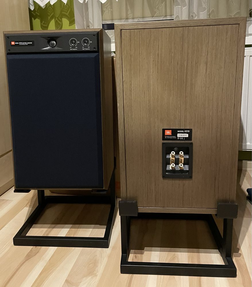 JBL 4319 + podstawki Vestlyd