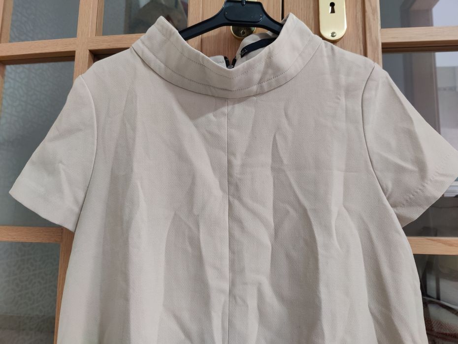 Camisola/T-shirt com fecho
