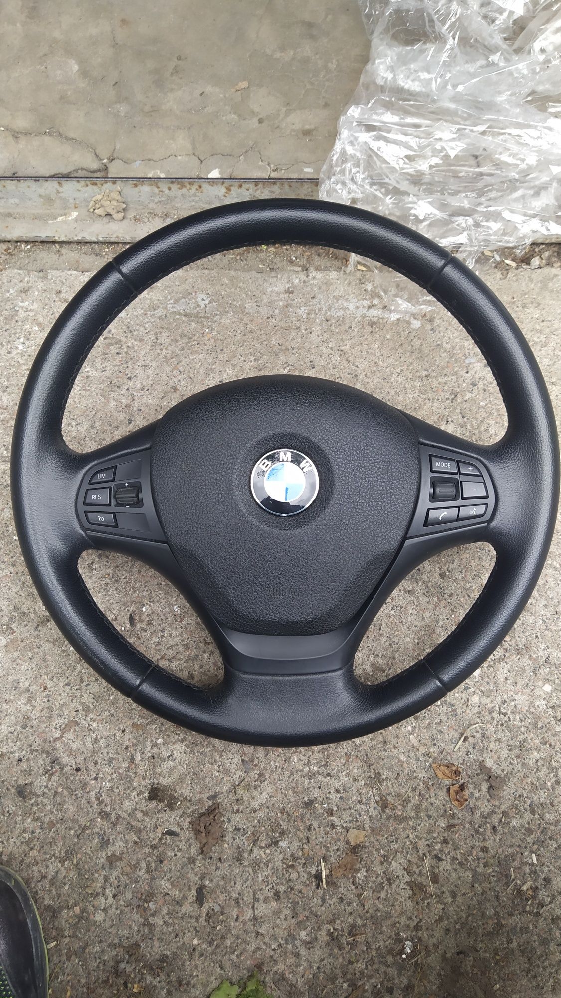 Руль от BMW F 30