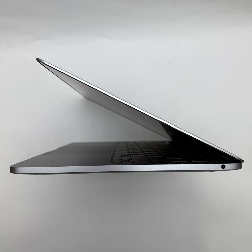 MacBook Pro 13" 2022 M2 Space Gray 16GB 256GB SSD