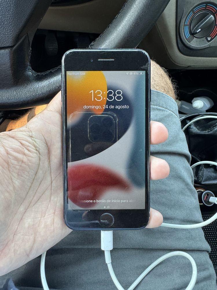 Iphone 7 com robo