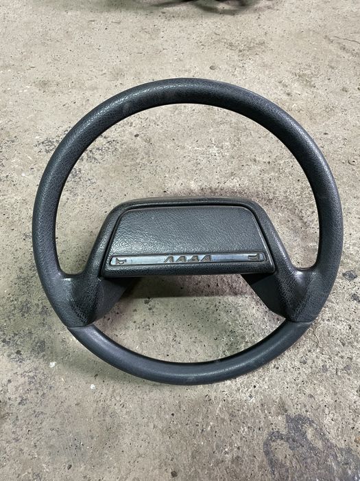 Автомобільне кермо