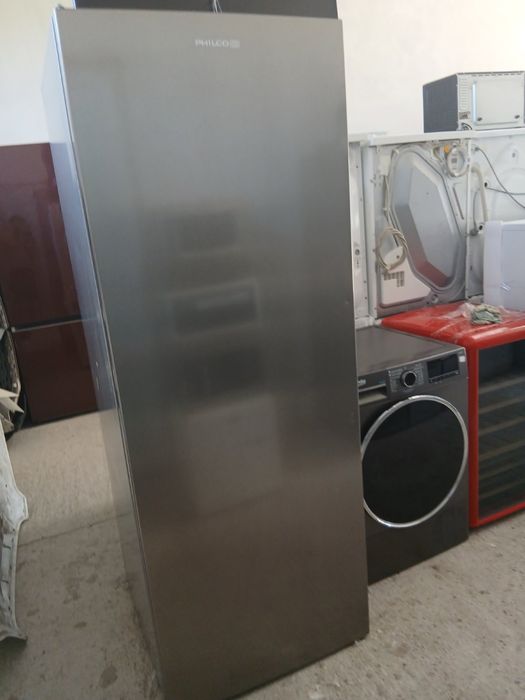 Морозільна камера Philco