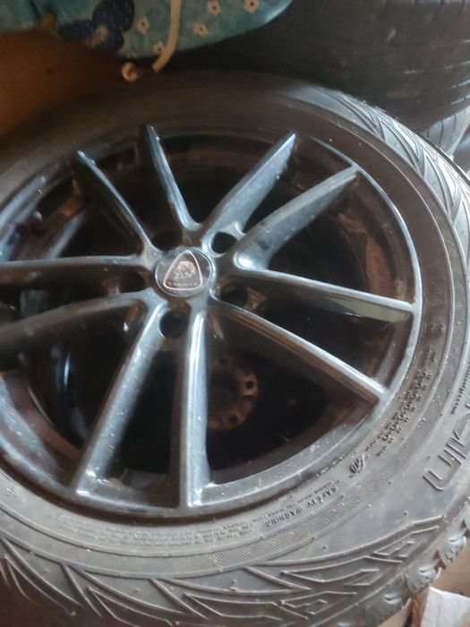 Разболтовка 5*114,,3 підходять на Раф4 хундай  тюксон і до інших авто.