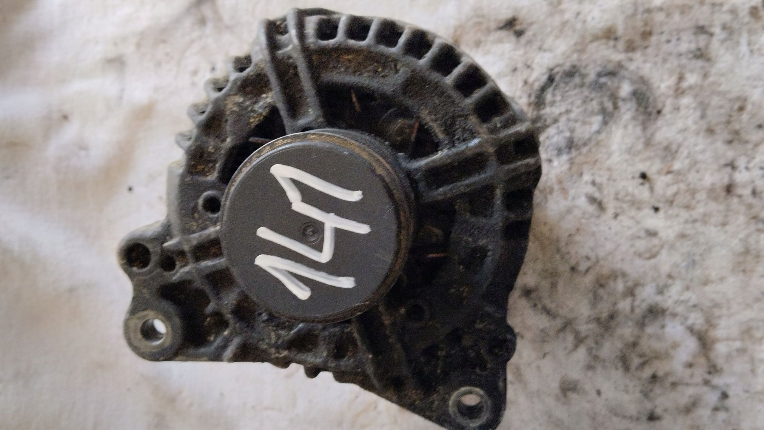 Alternator Audi A4 B7 Audi A6 C7 2.0 Tdi 06F903023J