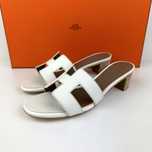 Klapki Hermes Oasis Sandal kolor biały rozmiar 39