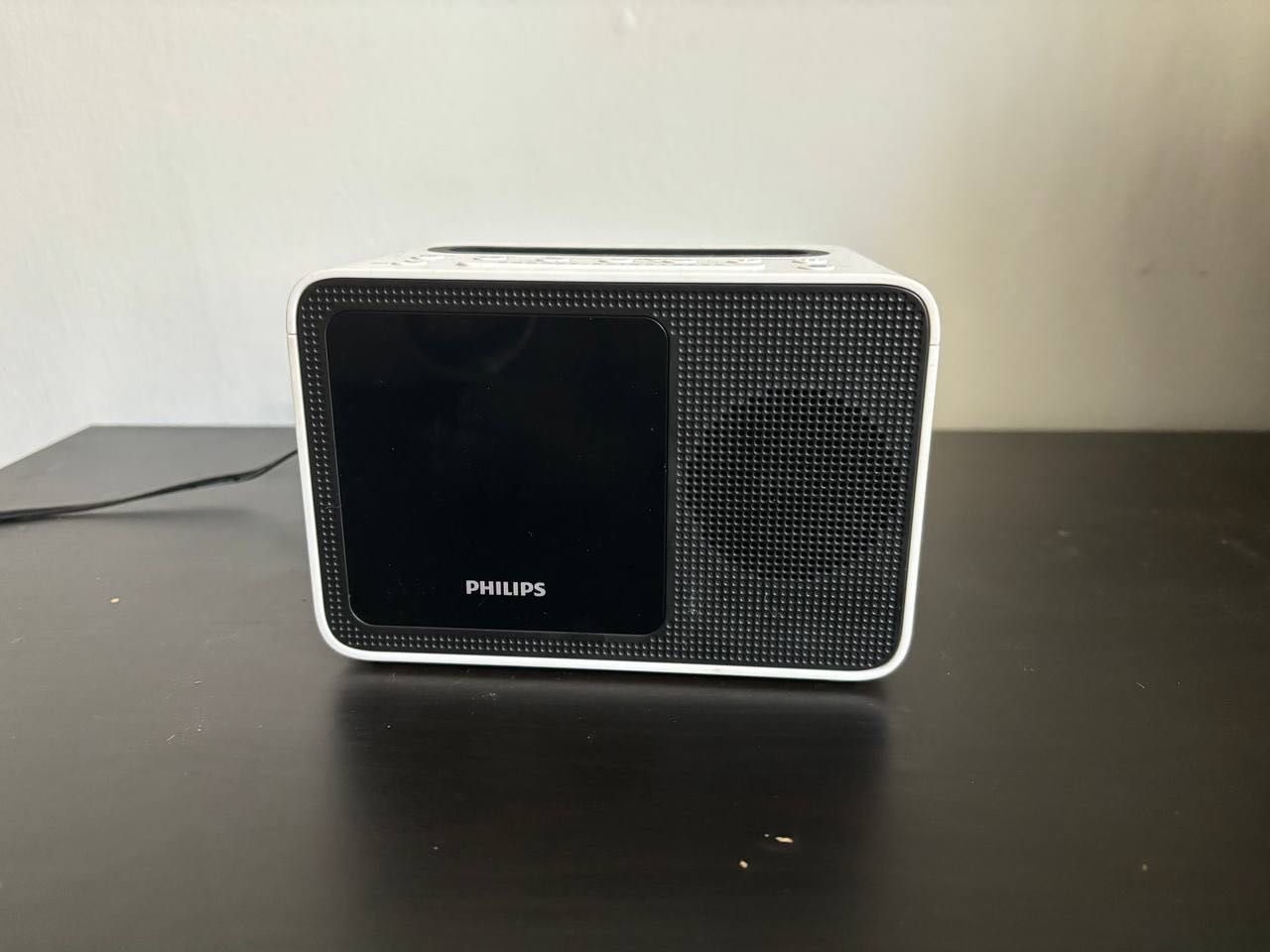 Philips Radiobudzik 2 alarmy, radio, bluetooth, usb 1A, AUX, AJT5300W