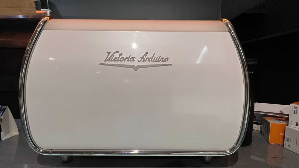 Victoria Arduino Adonis 2gr кавова машина, кавоварка