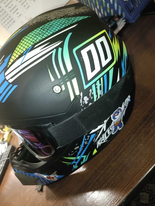 Детский мотошлем