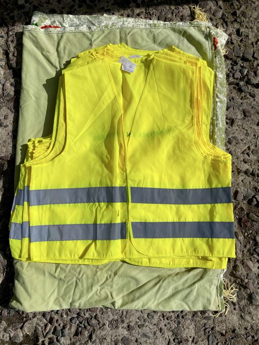 Світловідбиваючий дорожній жилет