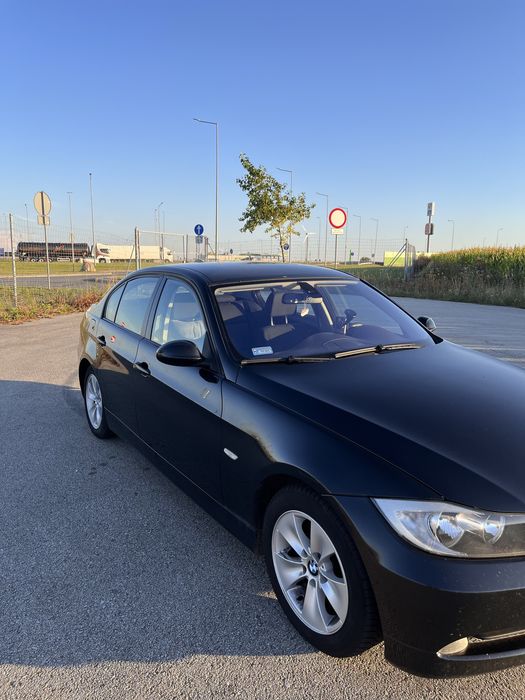BMW E90 318d 2006r