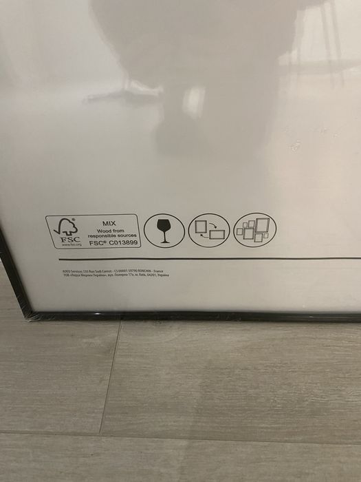 Czarna ramka na zdjęcia plakat lila 40x50cm