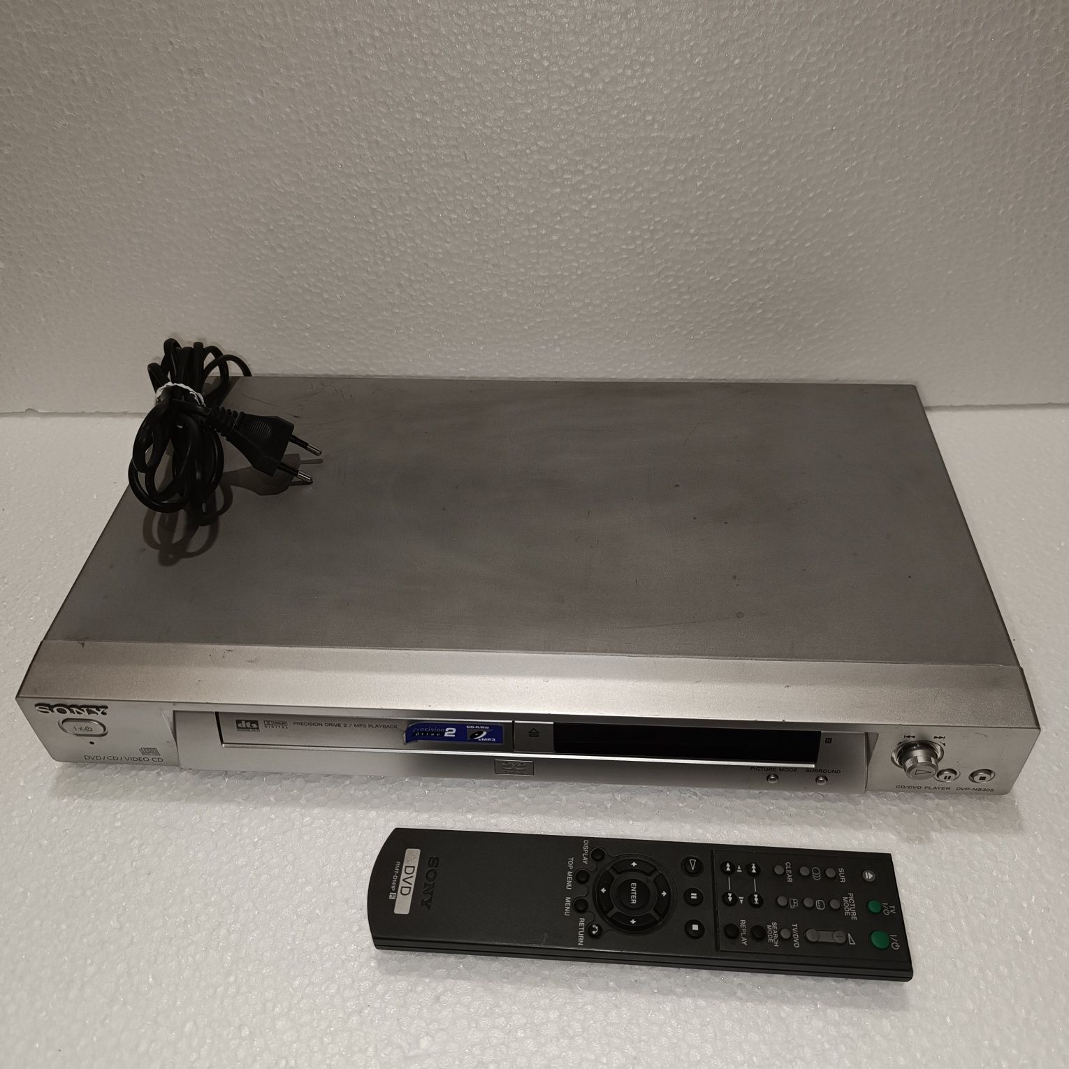 Leitor CD DVD Sony DVP-NS305 com Comando  Testado a funcionar