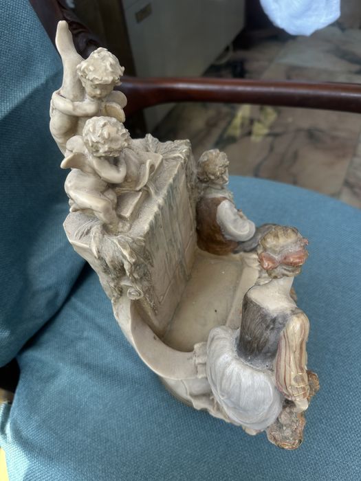 Estatueta de Decoração em porcelana