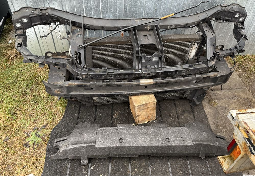 Pas przedni kompletny Ford Galaxy MK3 2.0 TDCi manual