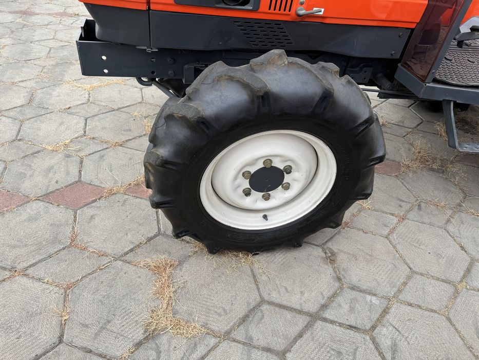 Hinomoto NX29 мини-трактор из Японии